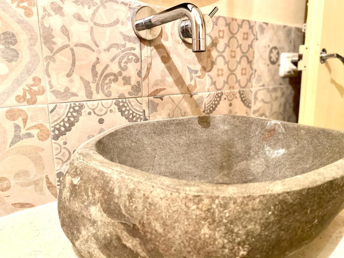 Ca Strignano Suite, Typical House カストリニャーノ・デル・カーポ エクステリア 写真