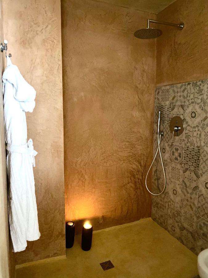 Ca Strignano Suite, Typical House カストリニャーノ・デル・カーポ エクステリア 写真